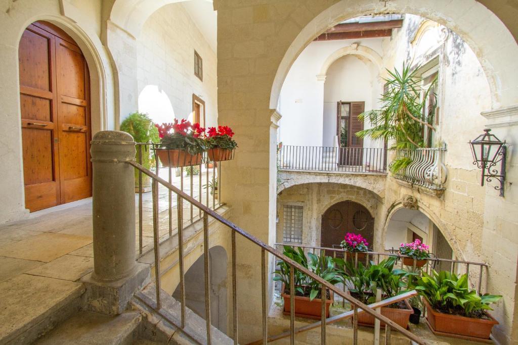 B&B Casa Li Santi Lecce Dış mekan fotoğraf