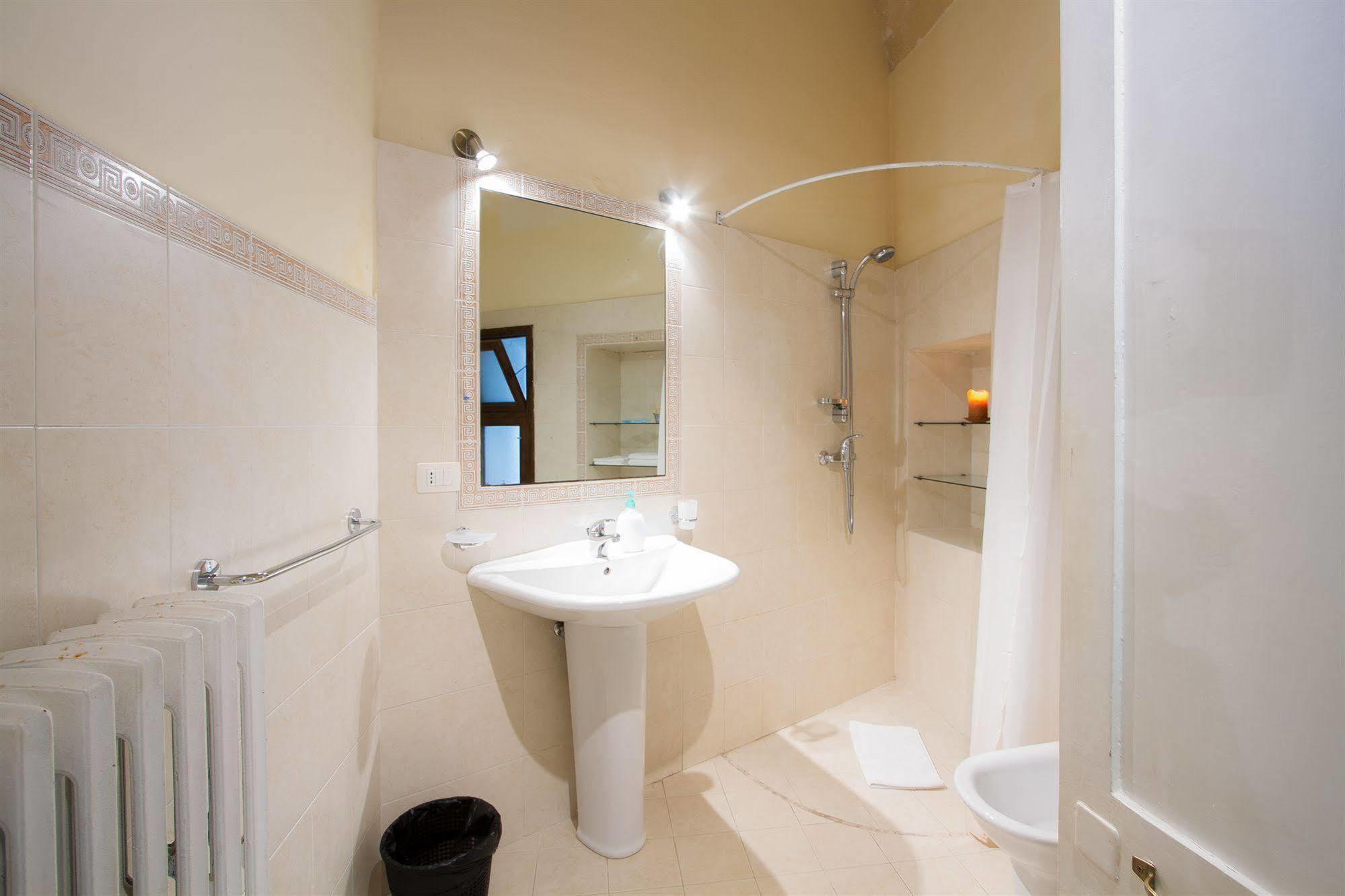 B&B Casa Li Santi Lecce Dış mekan fotoğraf