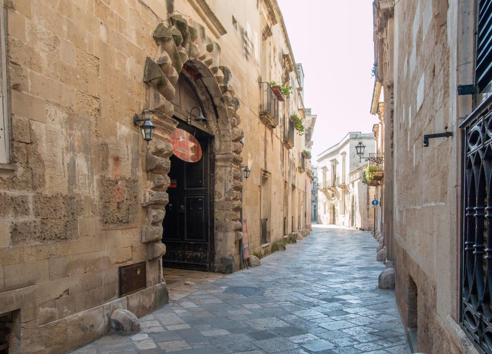 B&B Casa Li Santi Lecce Dış mekan fotoğraf